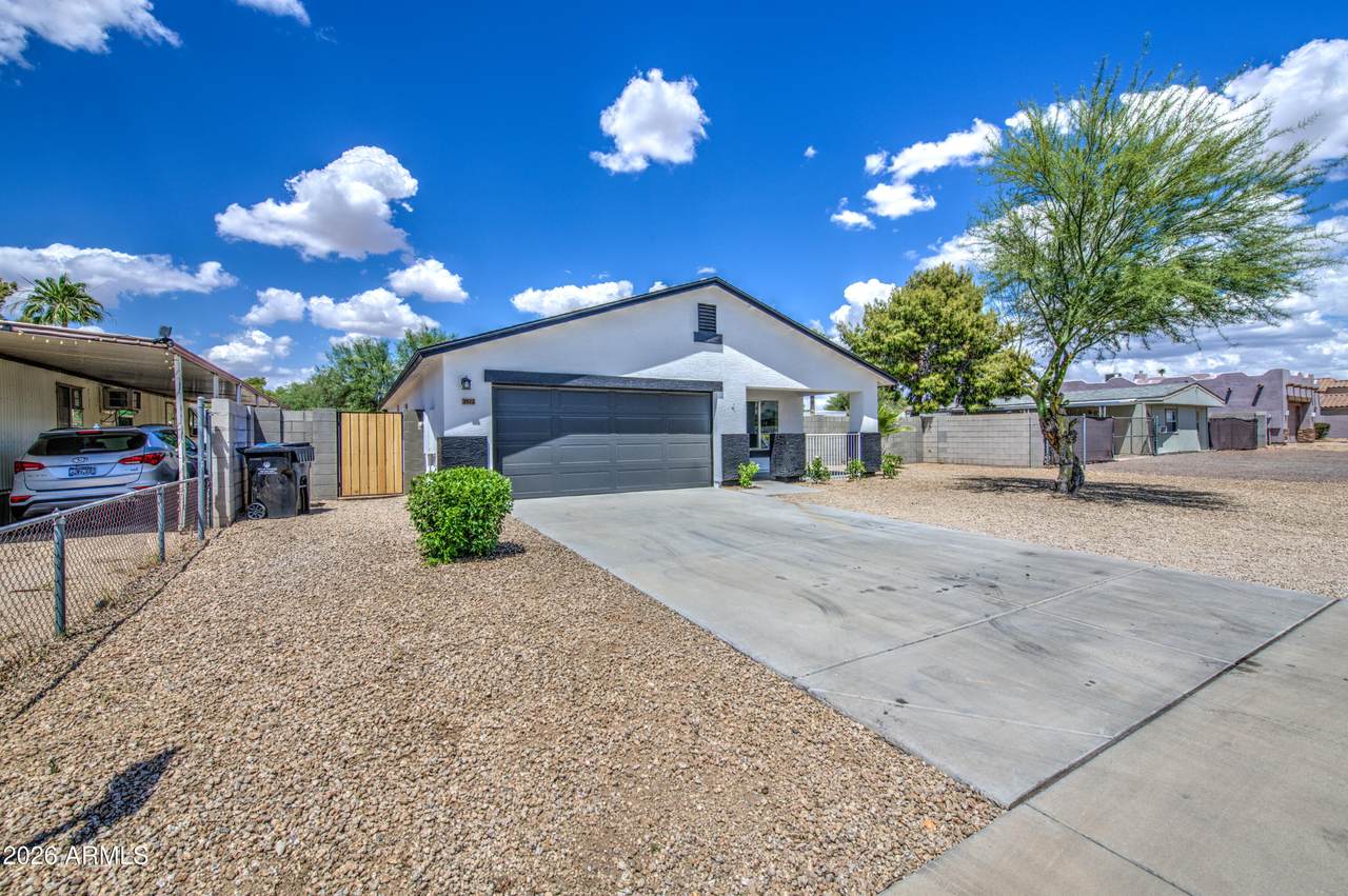 2922 Le Marche Avenue - Photo 1