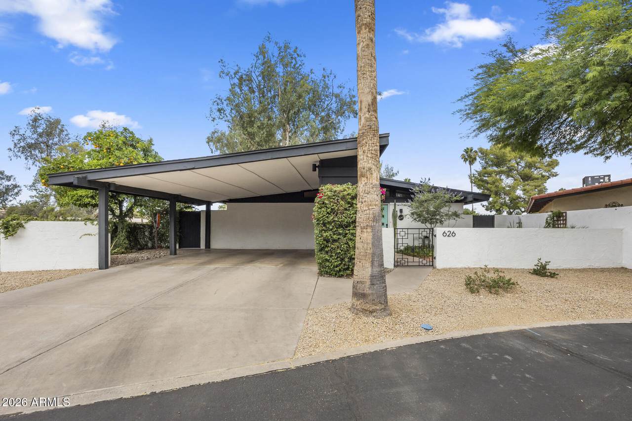 626 Gibraltar Lane - Photo 1