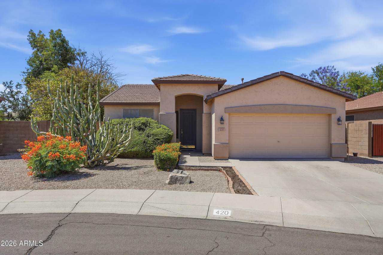 420 Roger Way - Photo 1