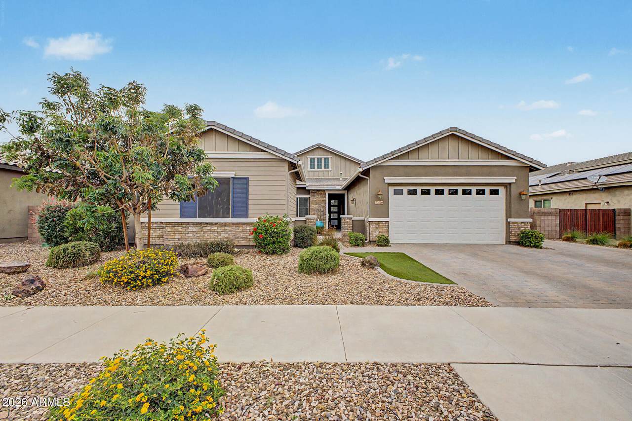 20226 Raven Drive - Photo 1