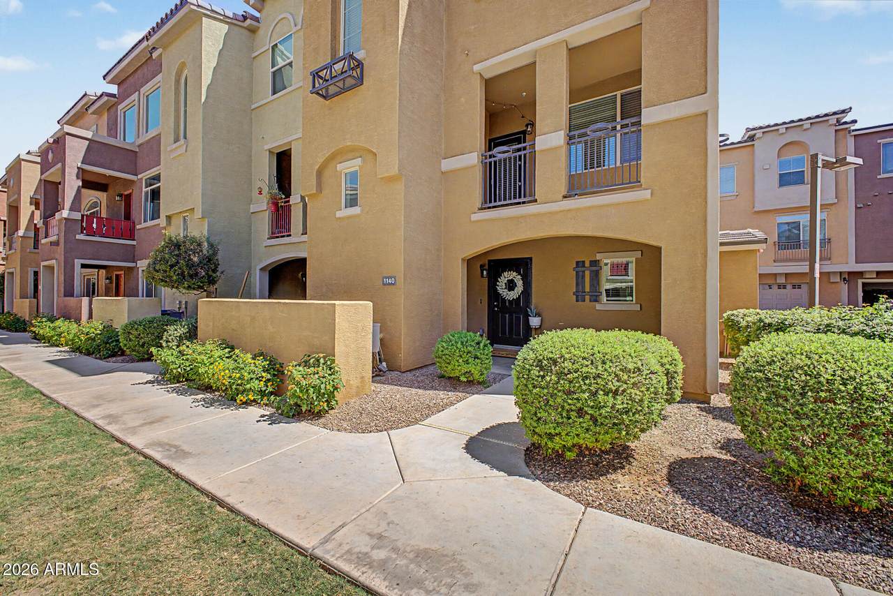 240 Juniper Avenue - Photo 1