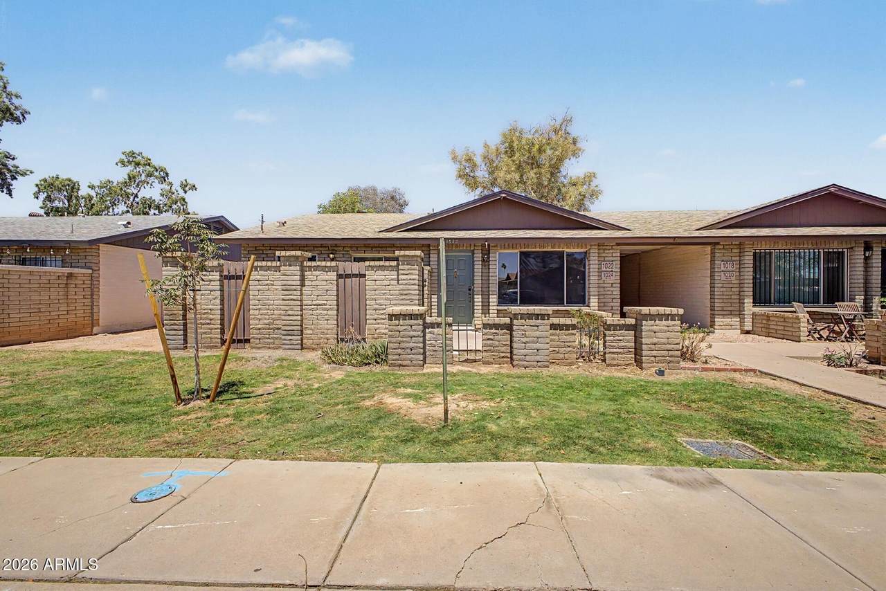 1022 Malibu Drive - Photo 1