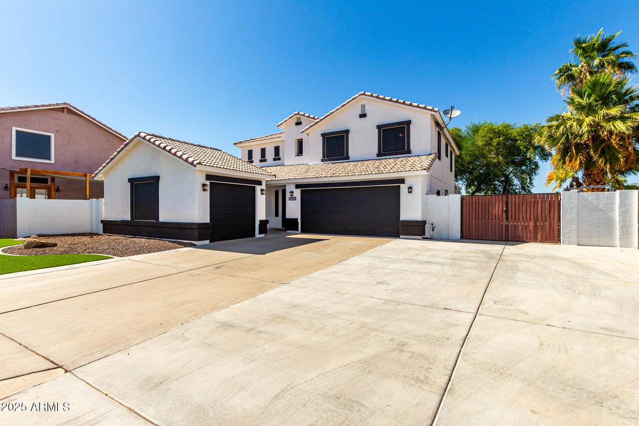 3444 Flamingo Court - Photo 1