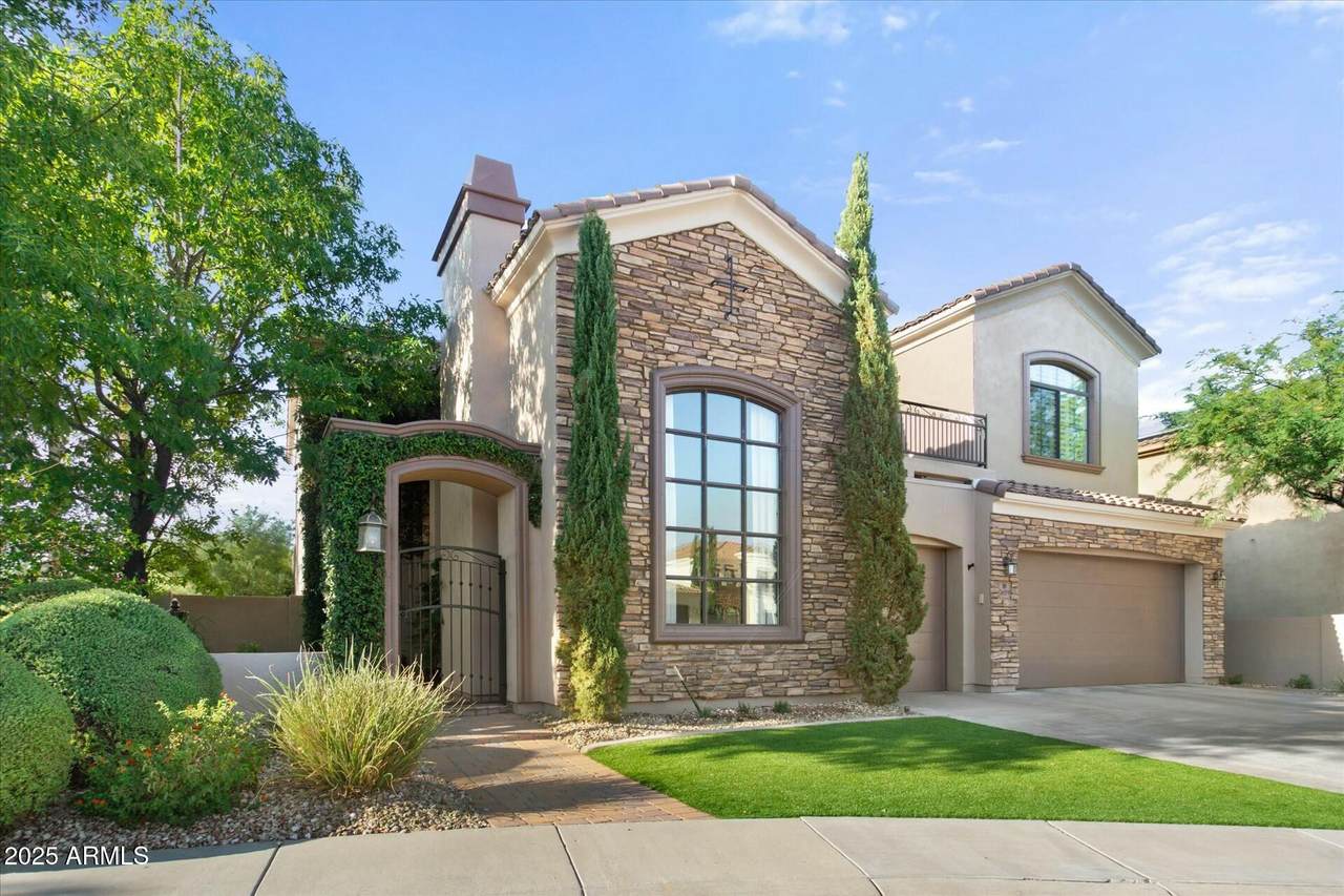 5019 Lucia Drive - Photo 1