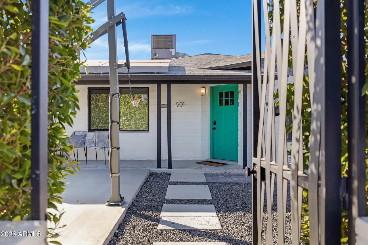 501 Toledo Street - Photo 1