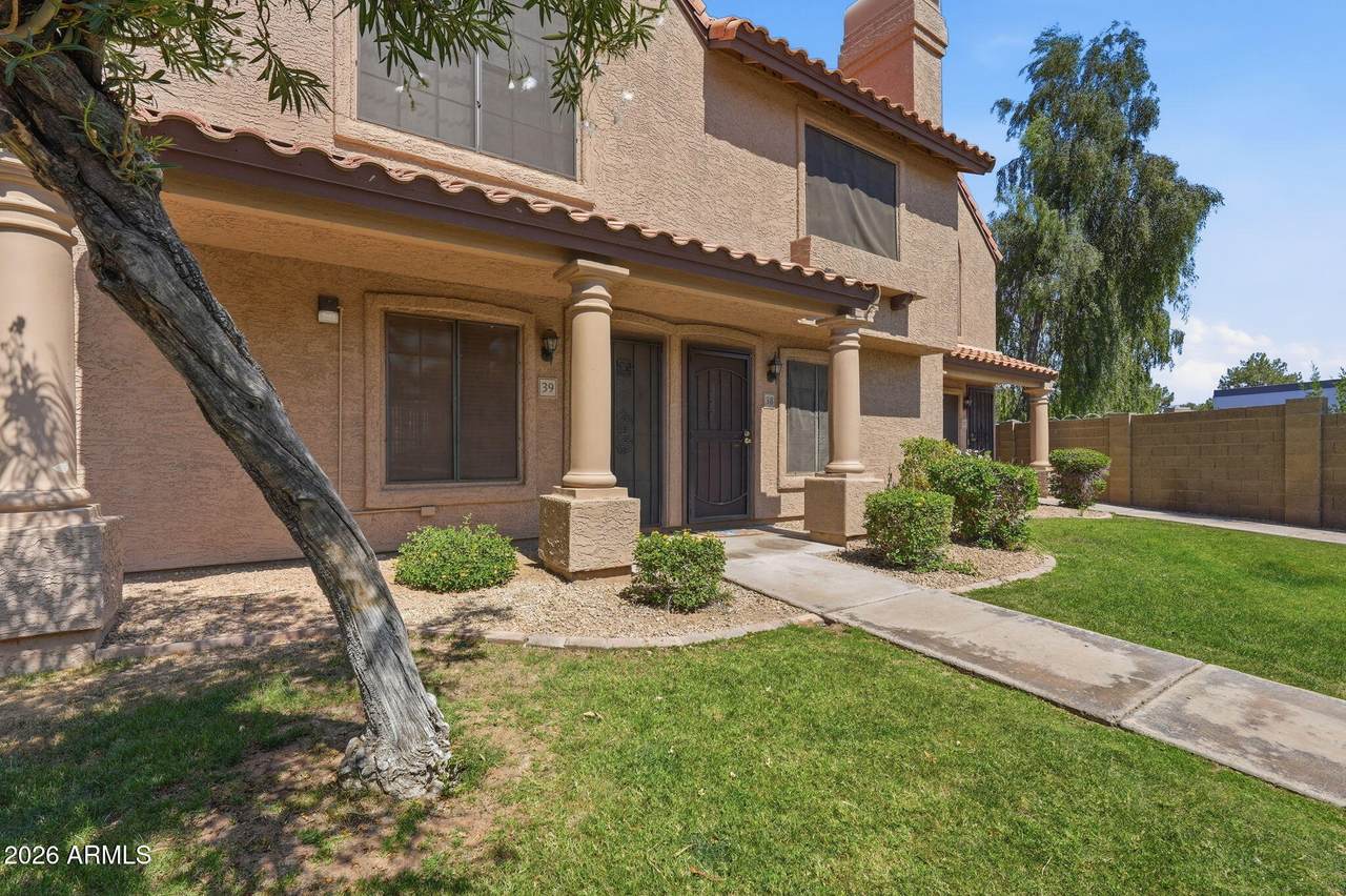 3491 Arizona Avenue - Photo 1