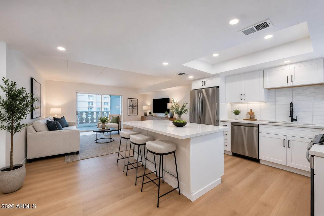 7920 Camelback Road - Photo 1