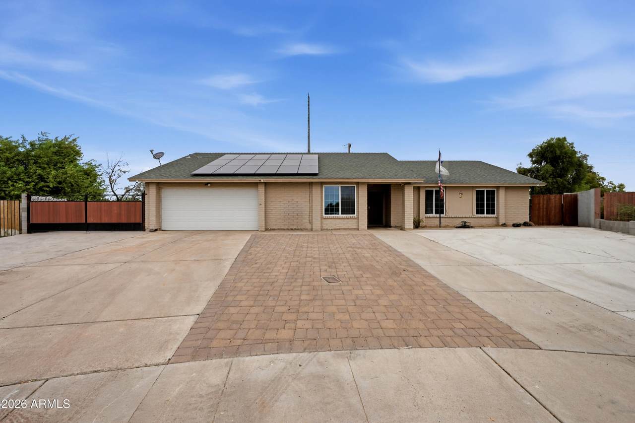 12039 60TH Avenue - Photo 1