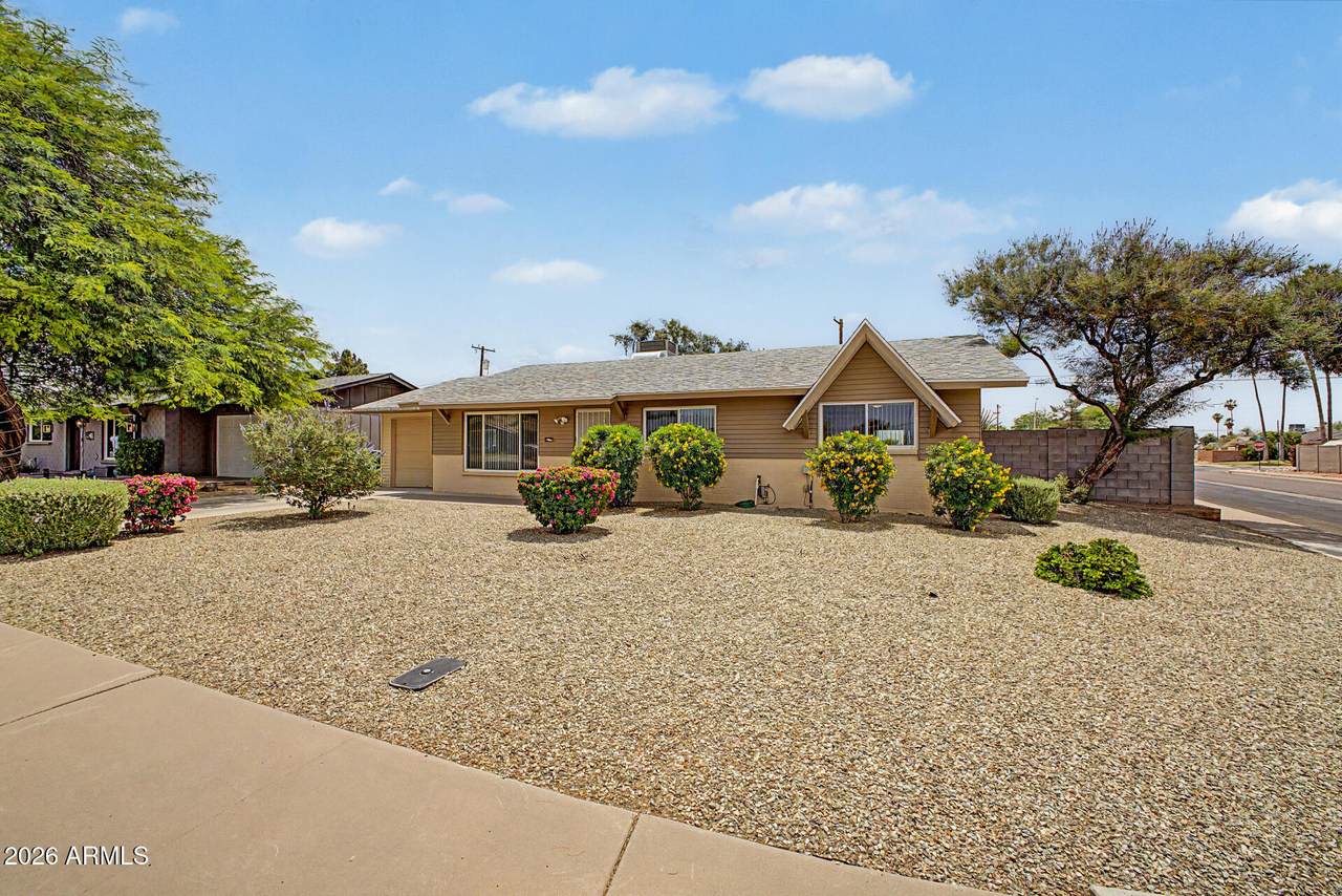 8701 Vernon Avenue - Photo 1