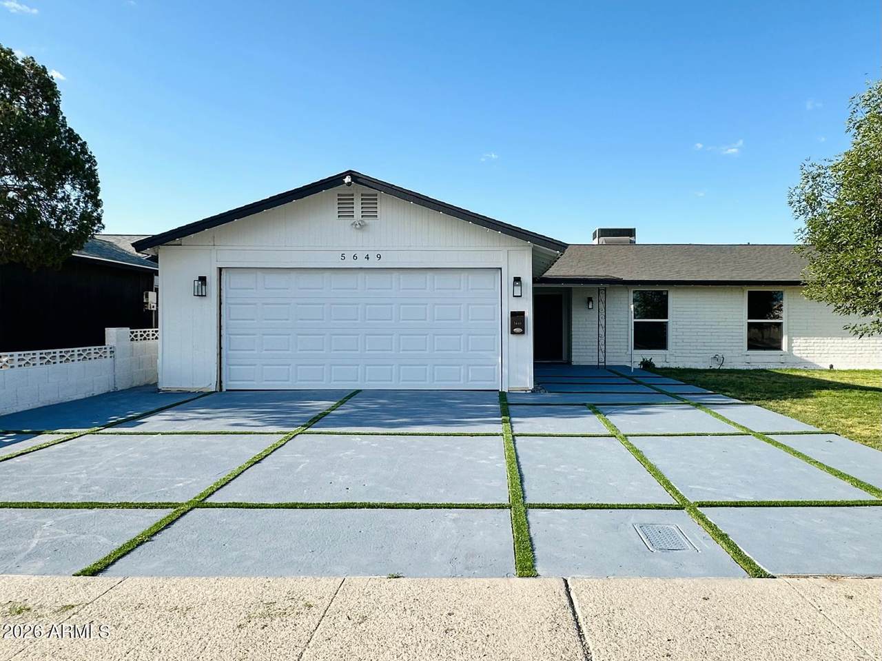 5649 Onyx Avenue - Photo 1