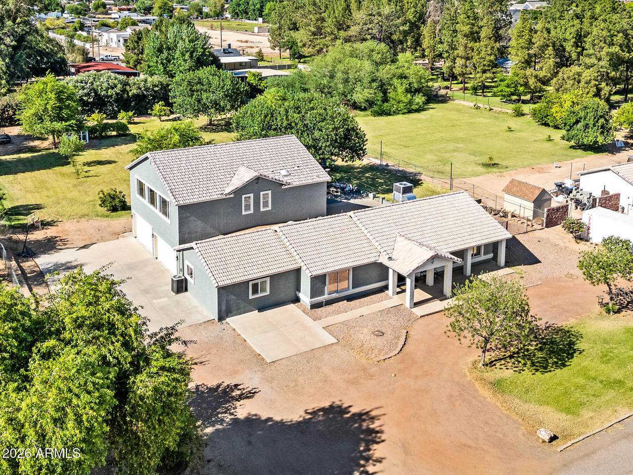 6634 176TH Avenue - Photo 1