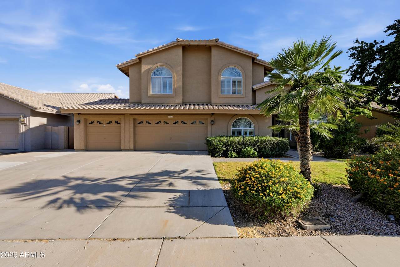 6833 Acoma Drive - Photo 1