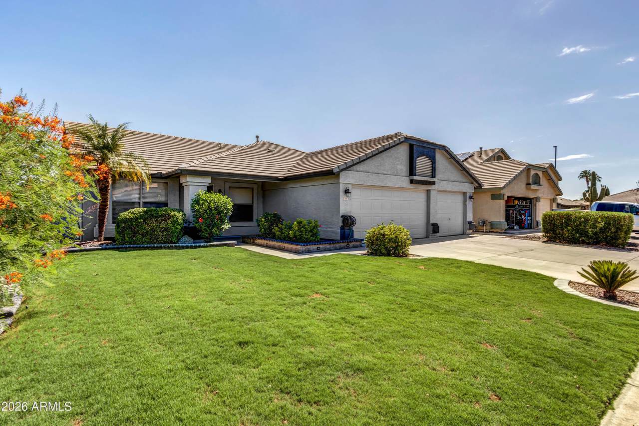 1113 Betsy Lane - Photo 1