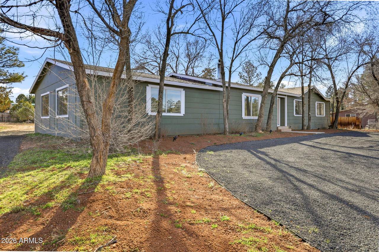 7124 Simons Way - Photo 1