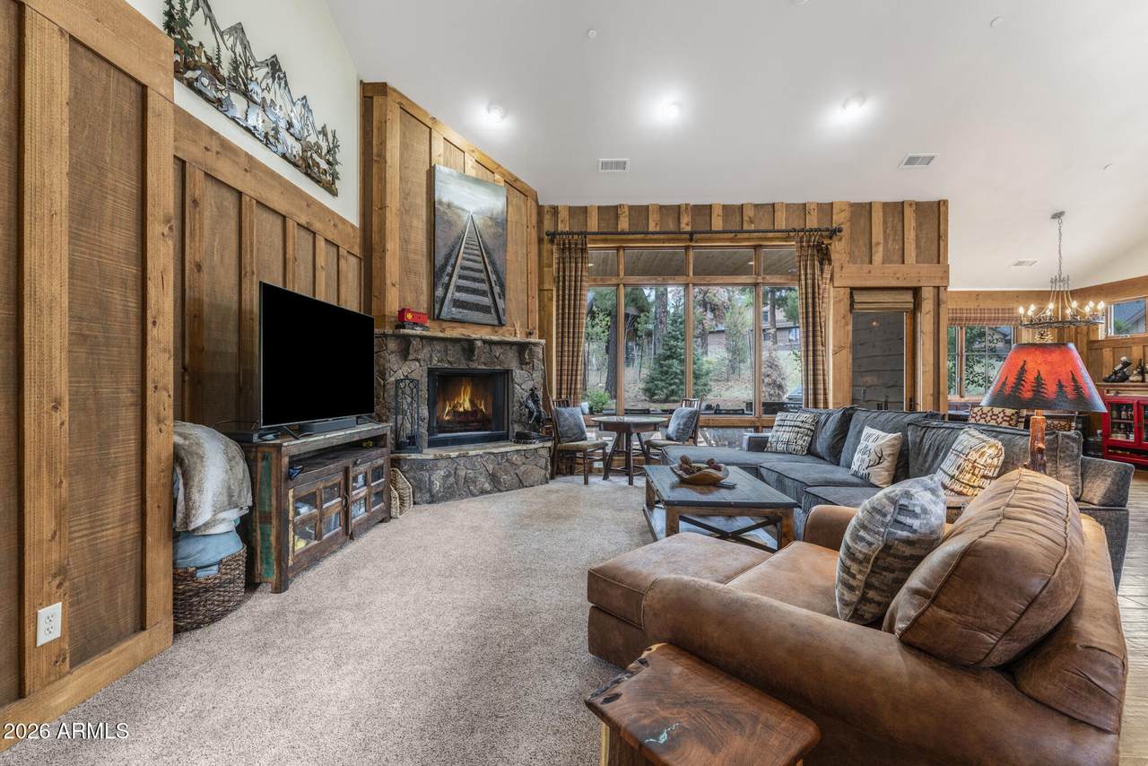 2618 Bluebird Court - Photo 1