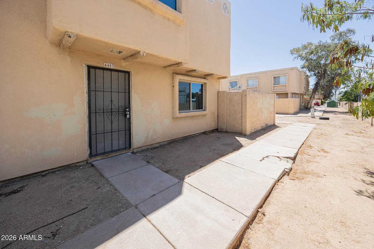 4403 Riverside Street - Photo 1