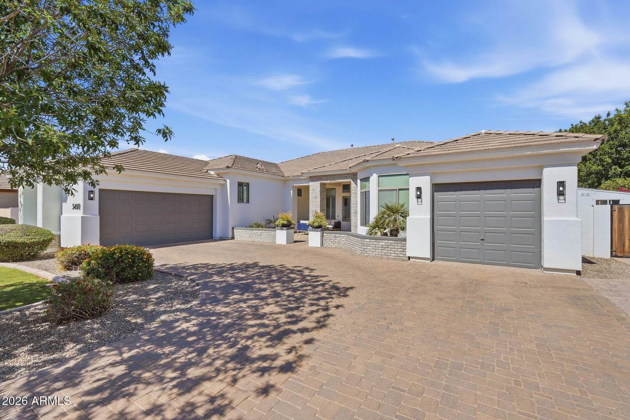 5400 Crosscreek Drive - Photo 1