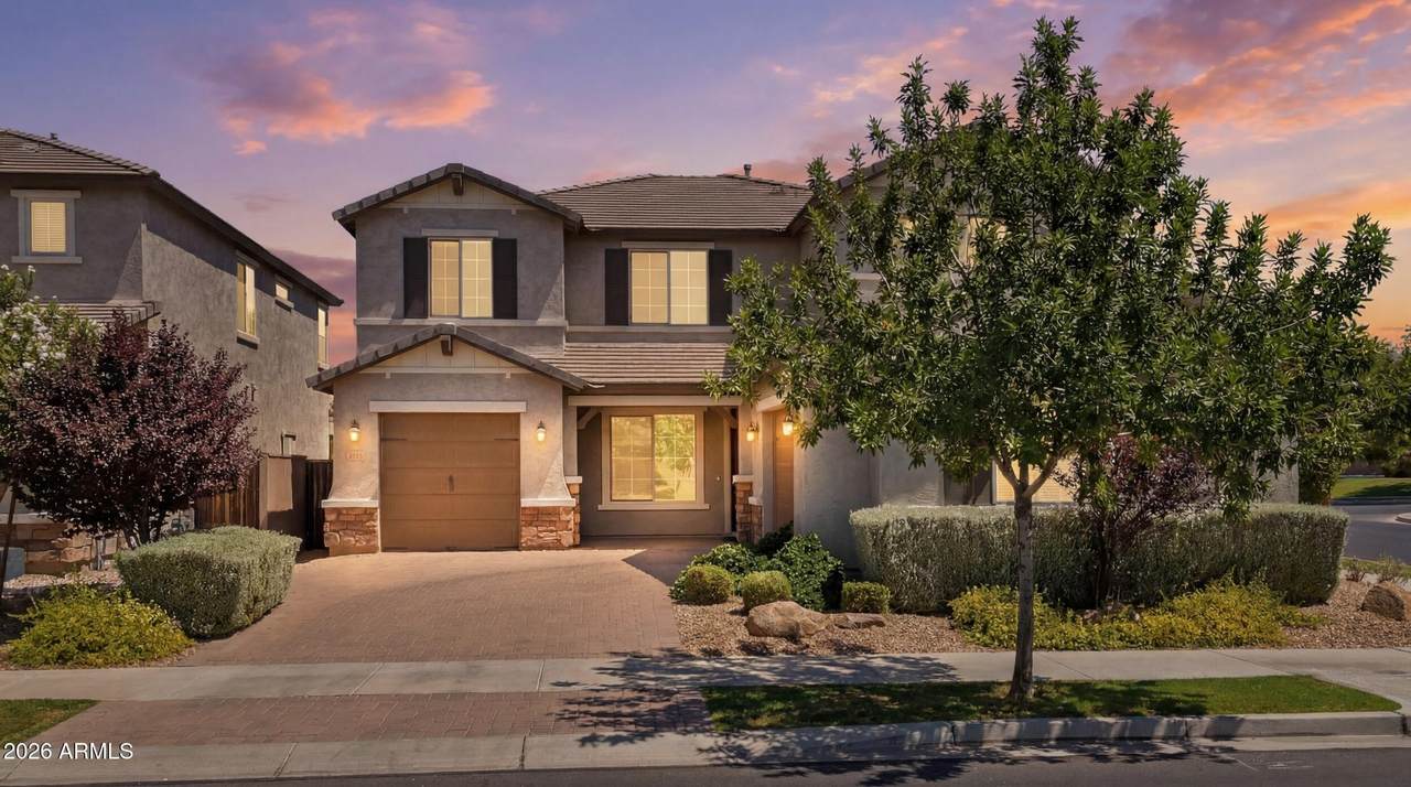 9710 Tumbleweed Avenue - Photo 1