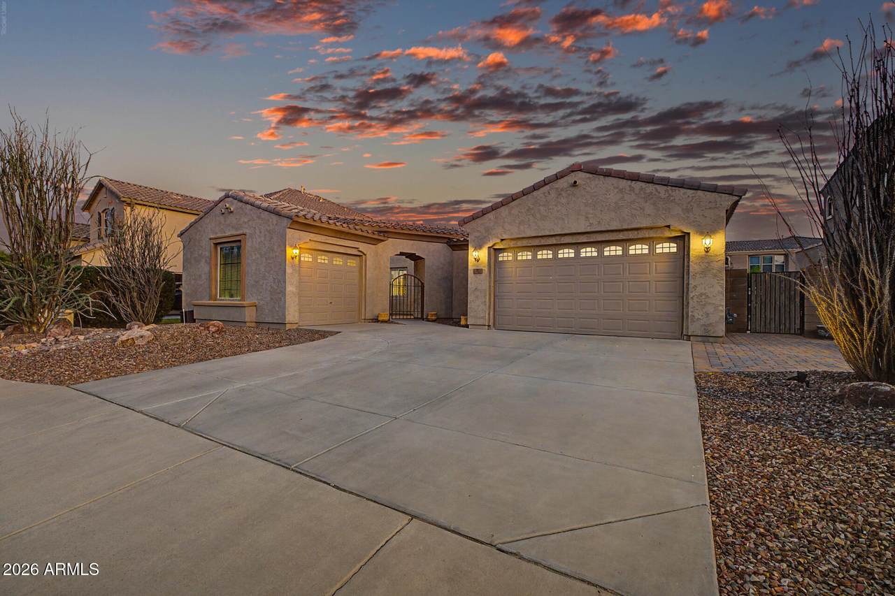 2637 Dogwood Drive - Photo 1