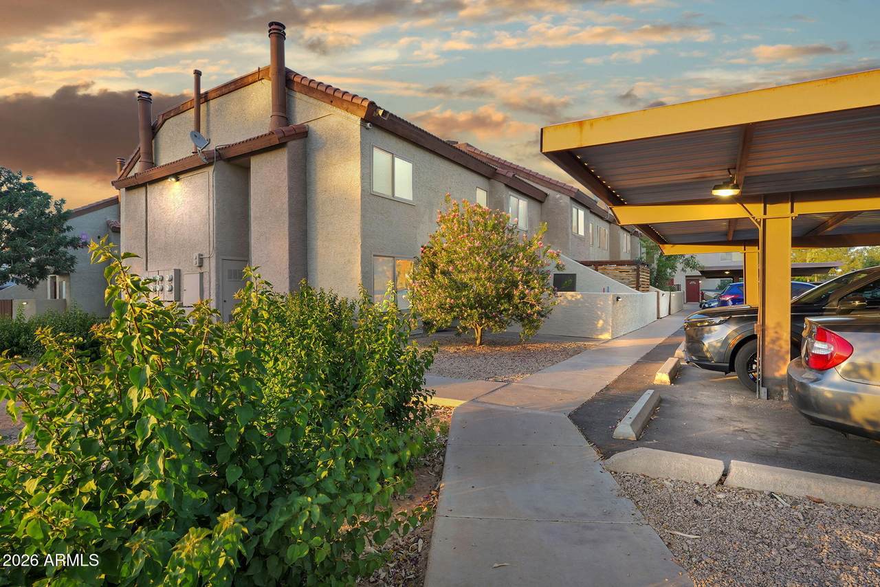 2040 Longmore - Photo 1
