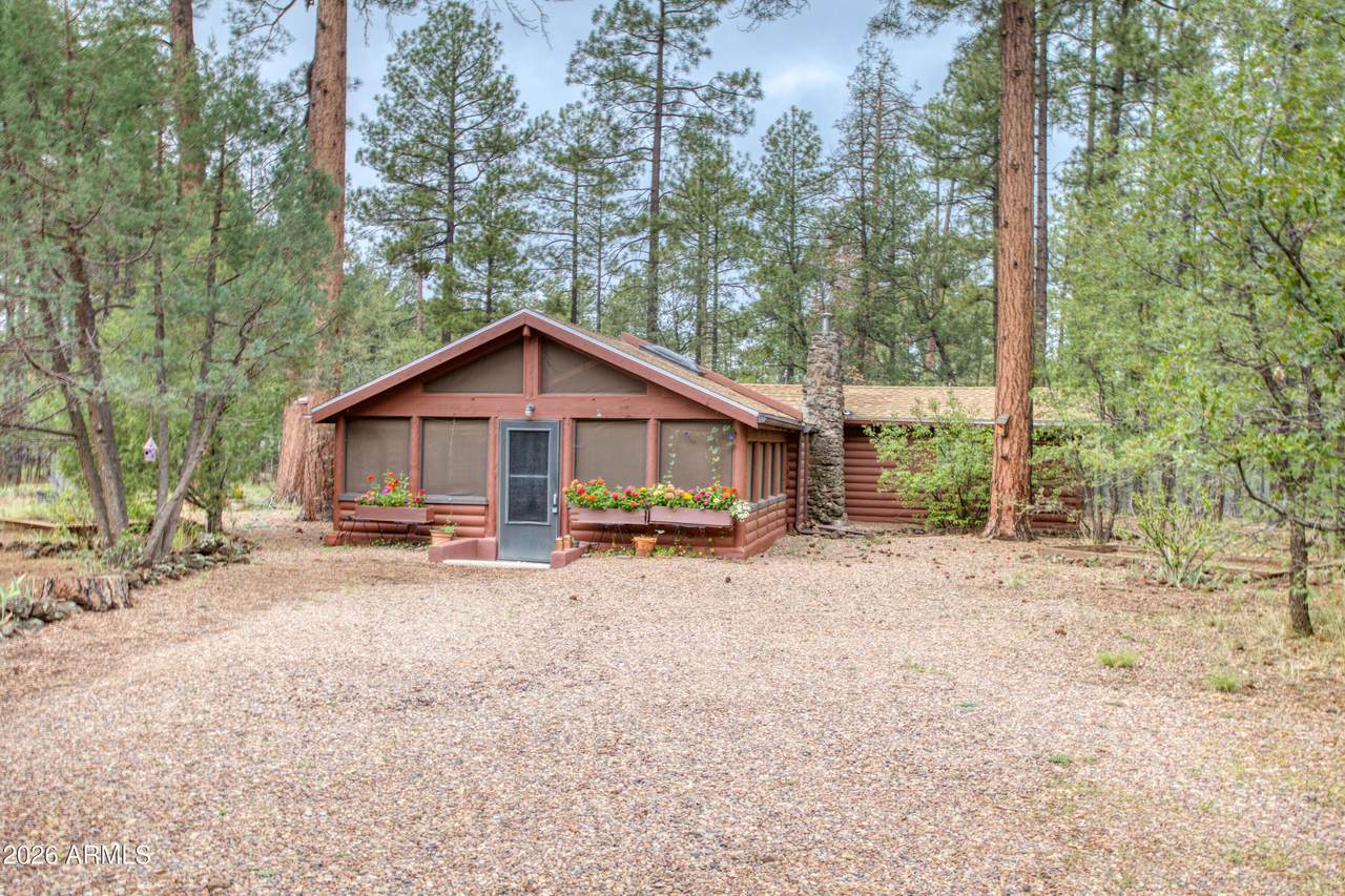 1256 Hummingbird Circle - Photo 1