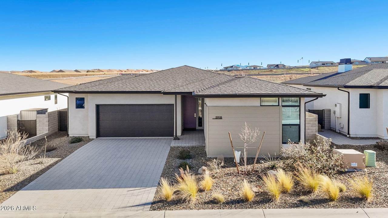 5918 Killen Loop - Photo 1