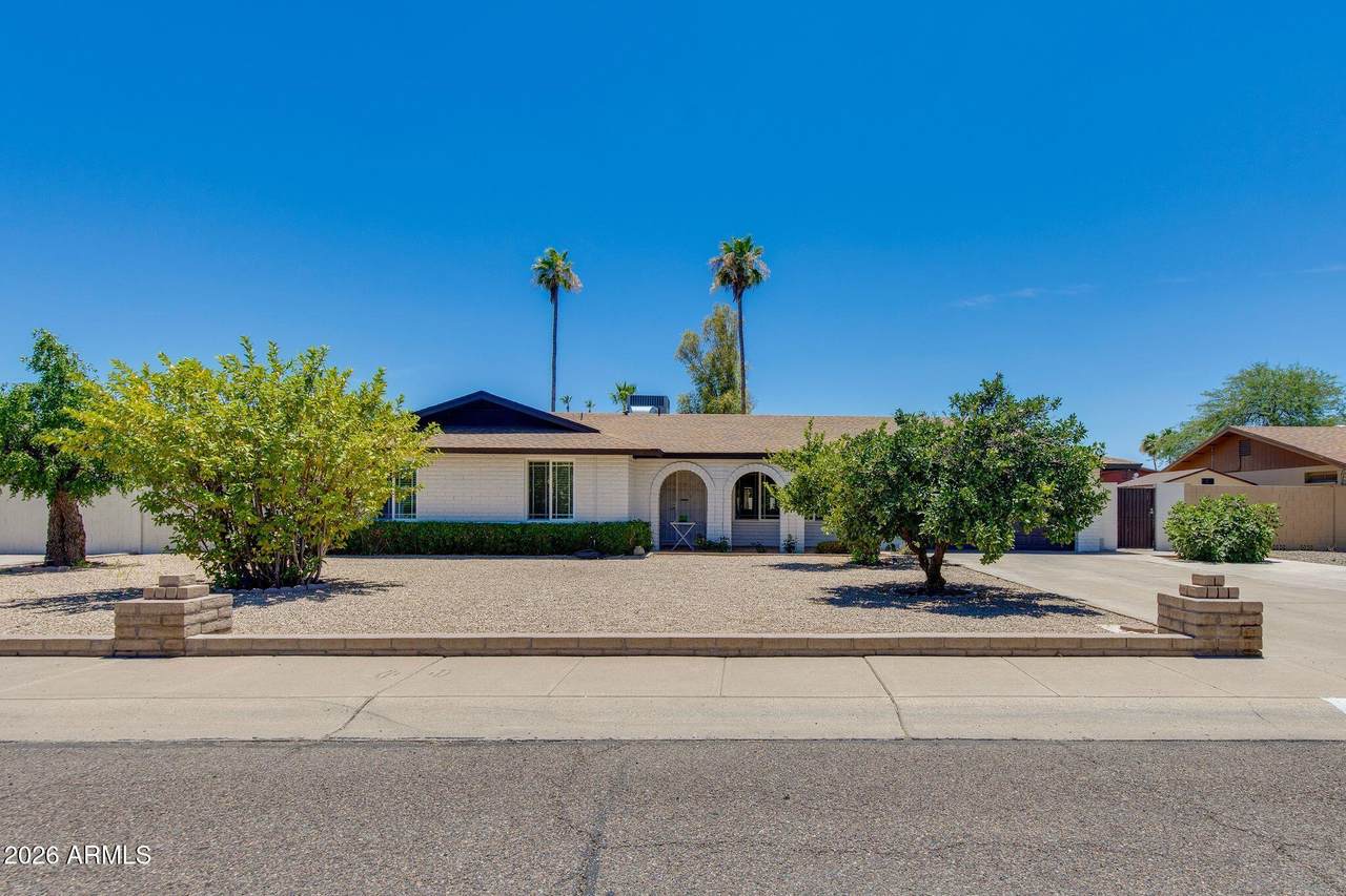 3351 Desert Cove Avenue - Photo 1