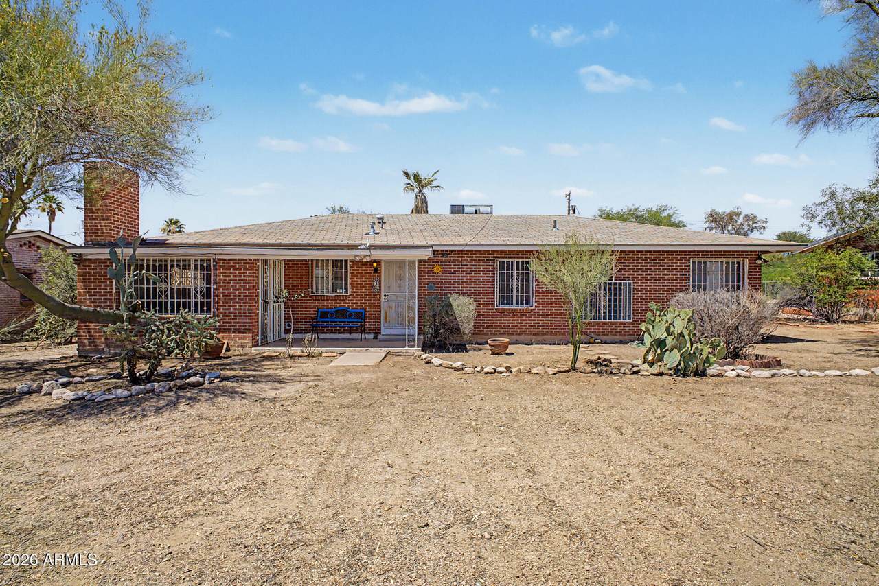 4065 Roberts Place - Photo 1