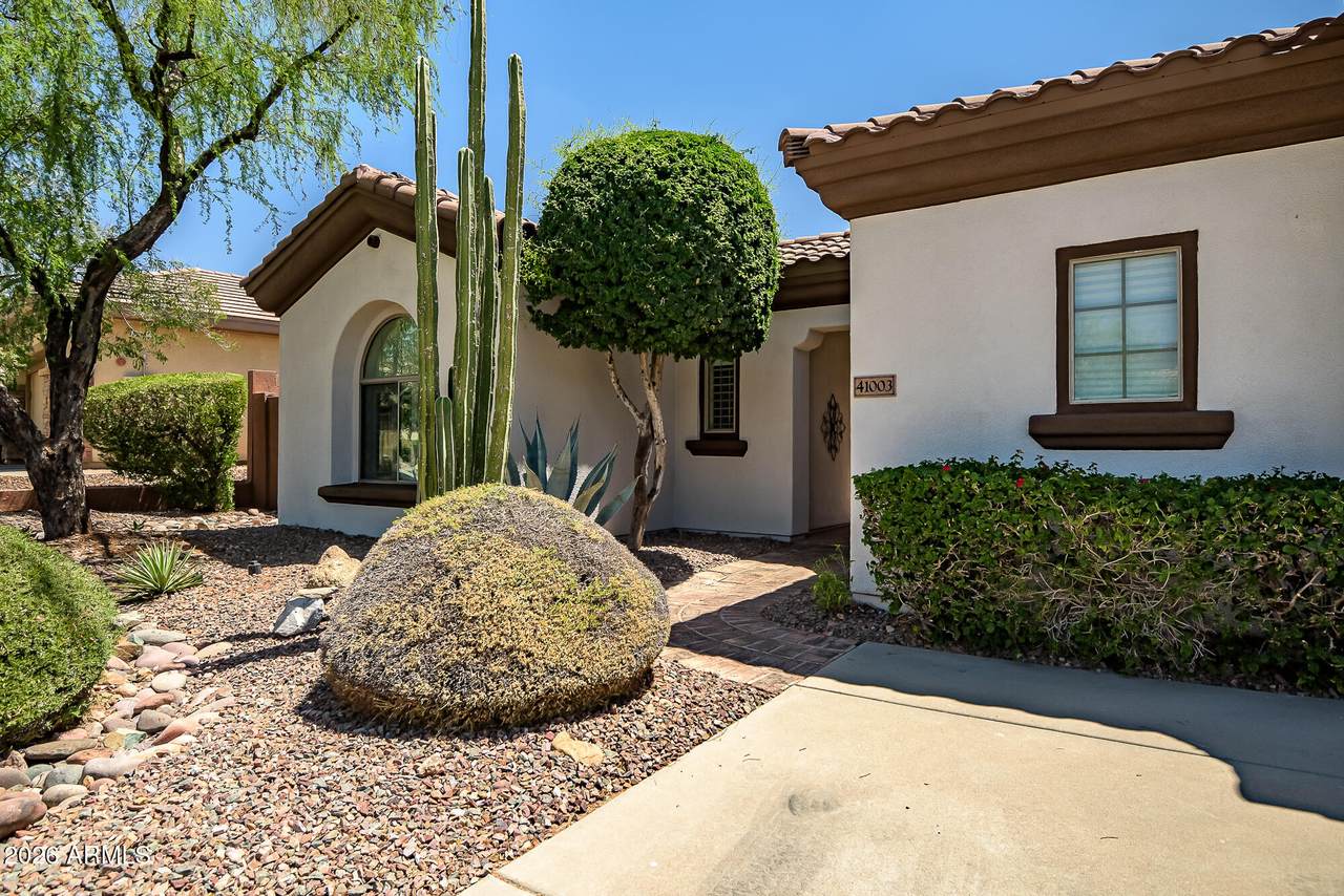 41003 Congressional Drive - Photo 1