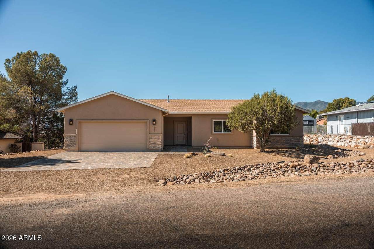 669 Alvarado Lane - Photo 1