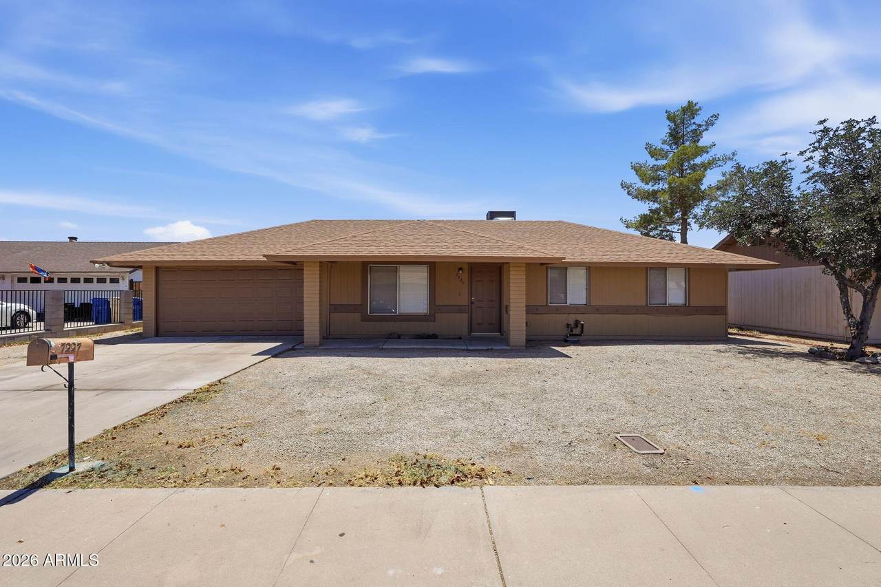 7227 San Miguel Avenue - Photo 1