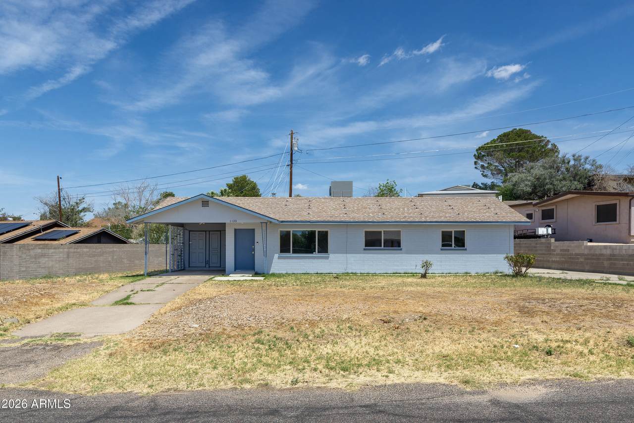 1120 Crestwood Drive - Photo 1