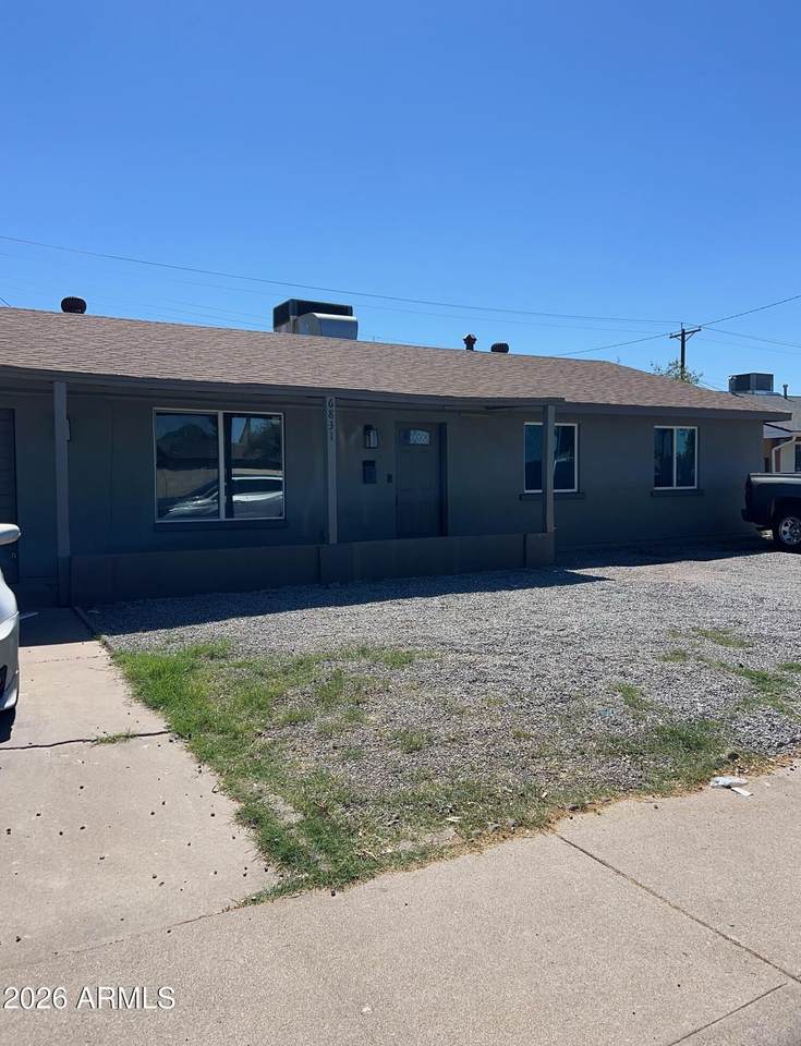 6831 Camelback Road - Photo 1