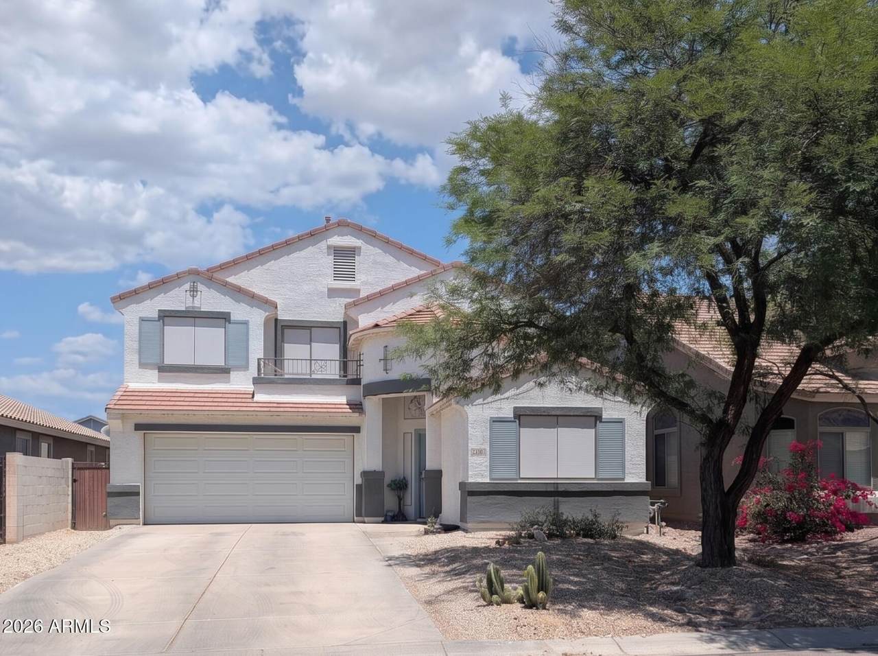 706 Leslie Avenue - Photo 1