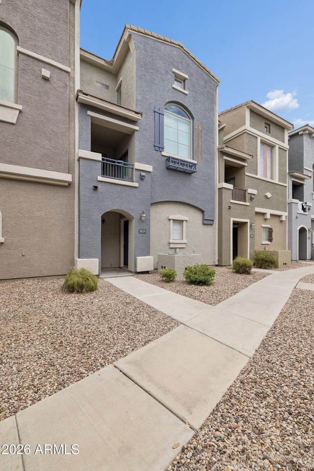 2402 5th Street - Photo 1
