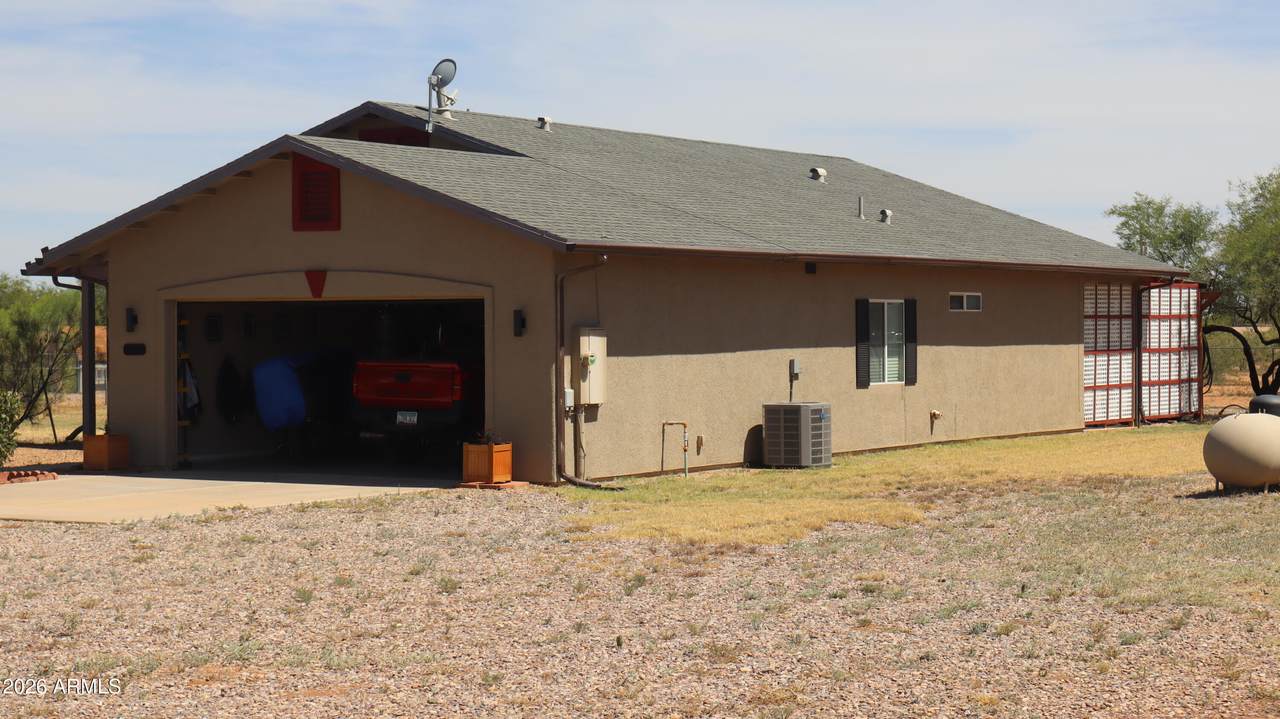 556 Camino De Tundra - Photo 1
