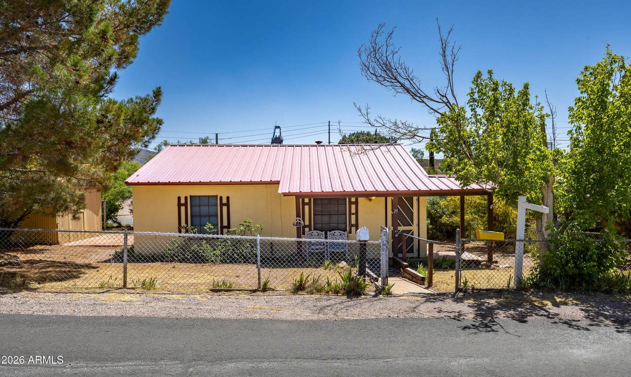 29 Hillside Avenue - Photo 1