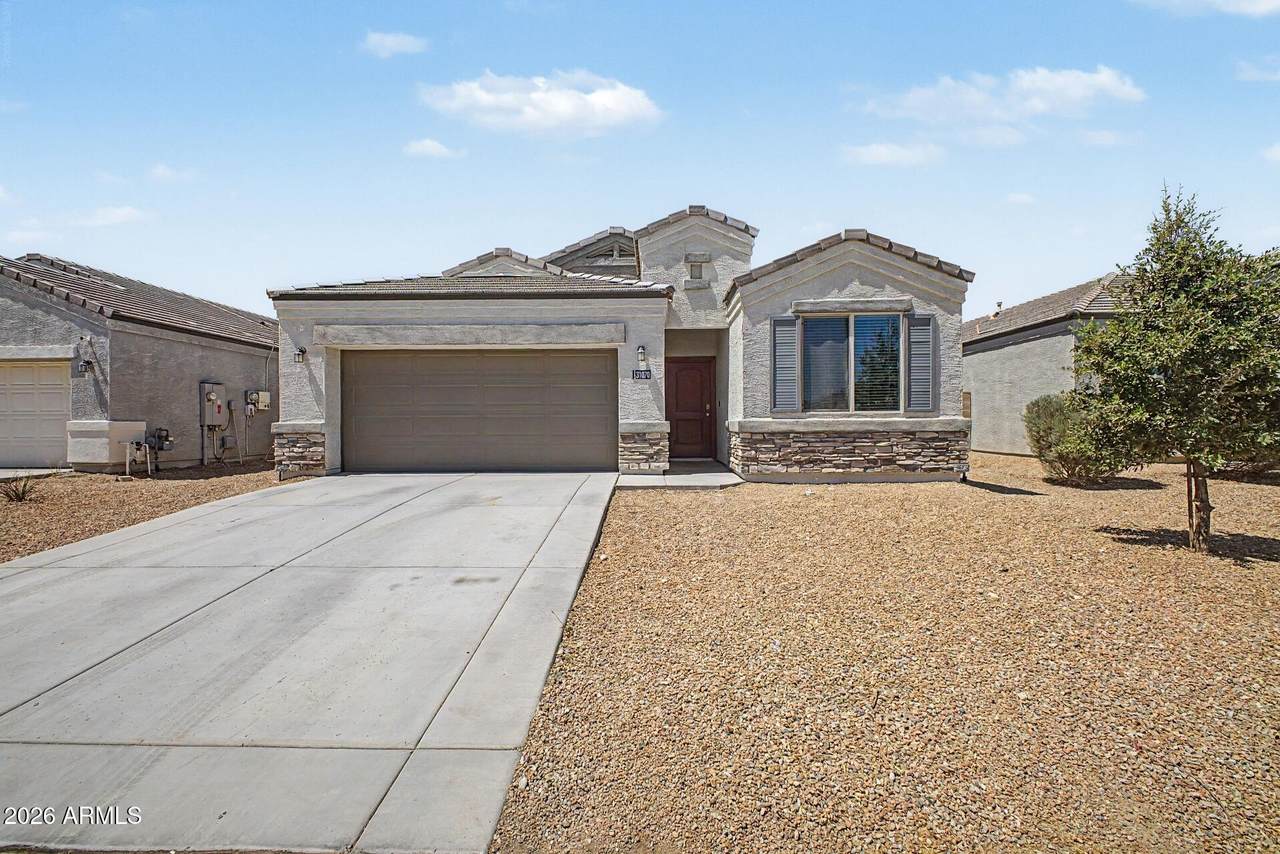 31070 Whitton Avenue - Photo 1
