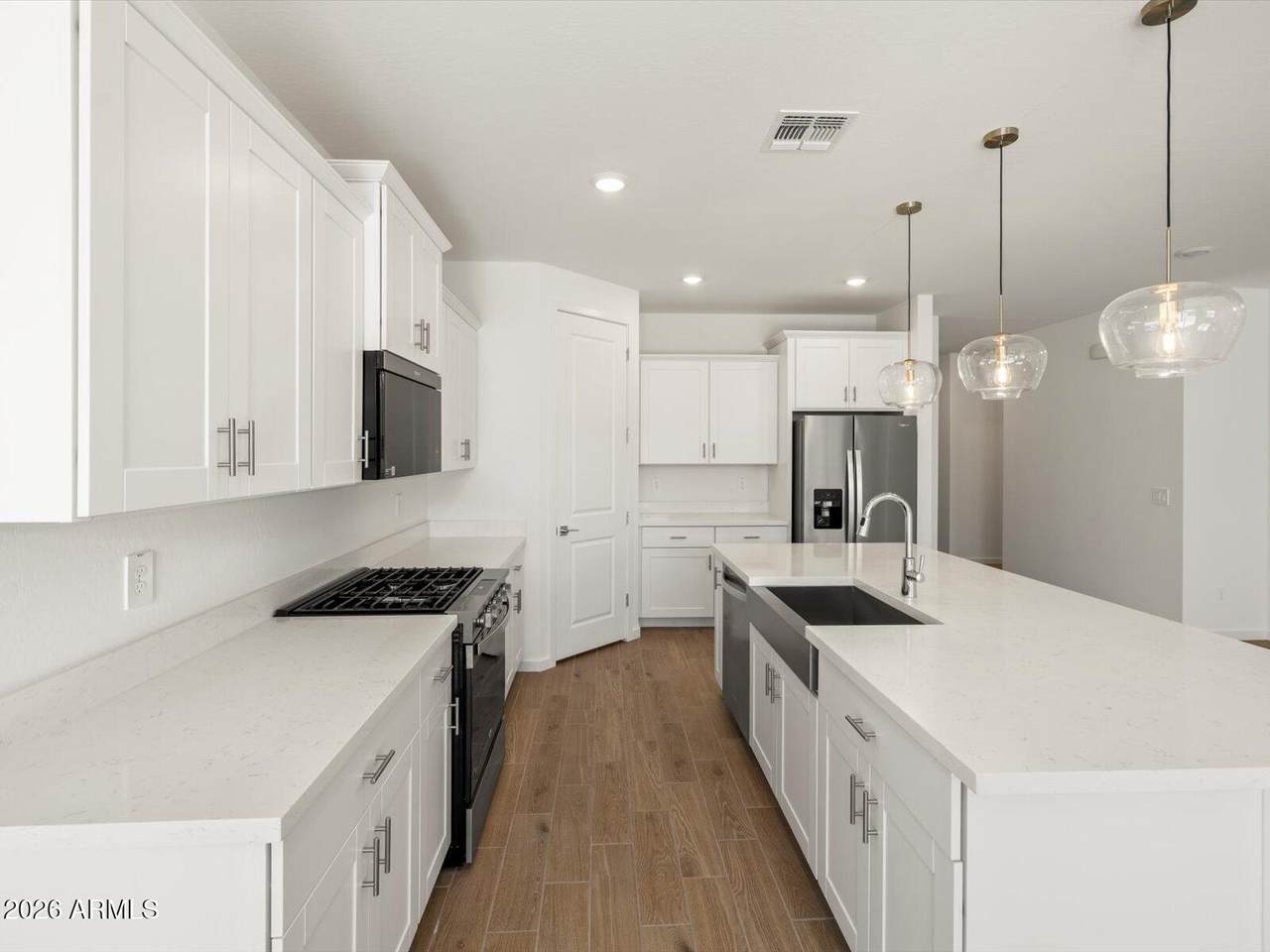 12888 306TH Avenue - Photo 1
