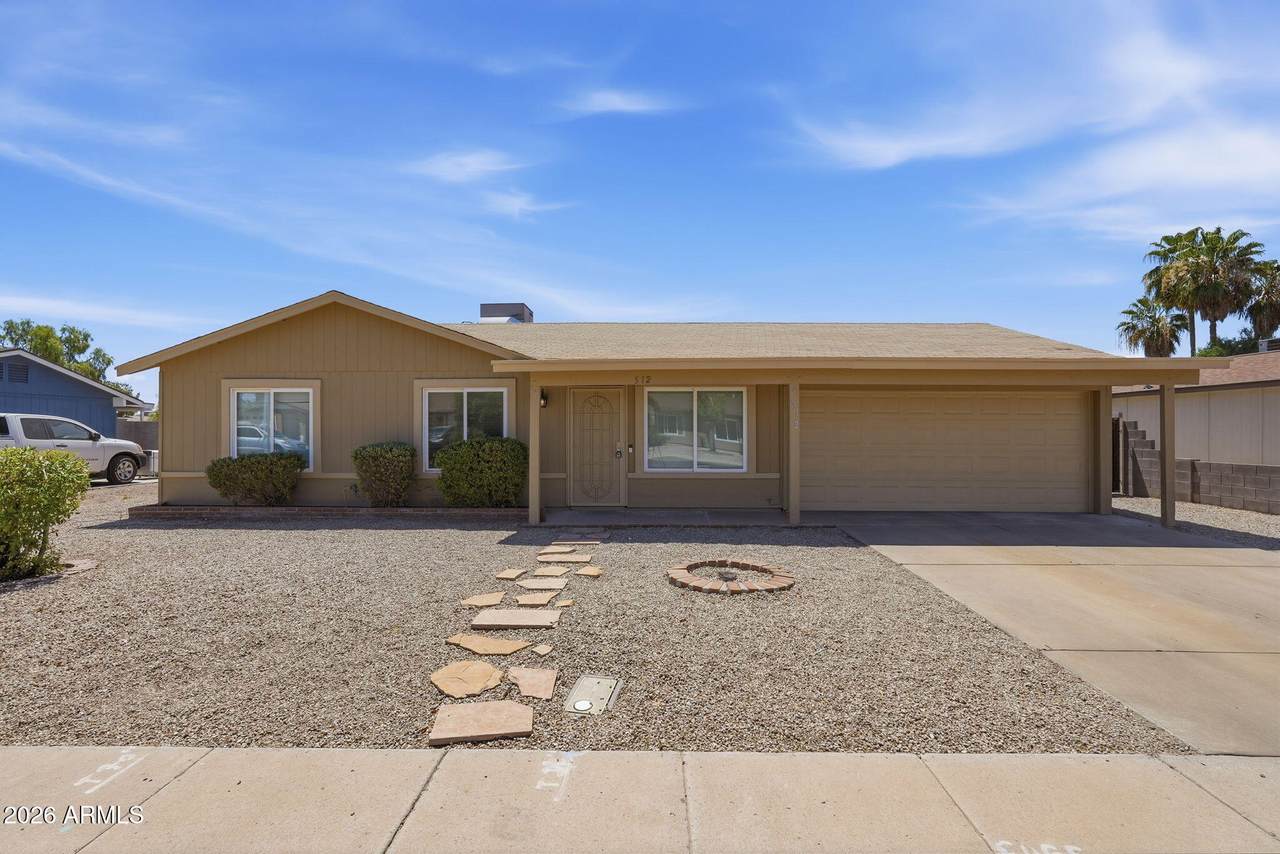 512 Los Feliz Drive - Photo 1