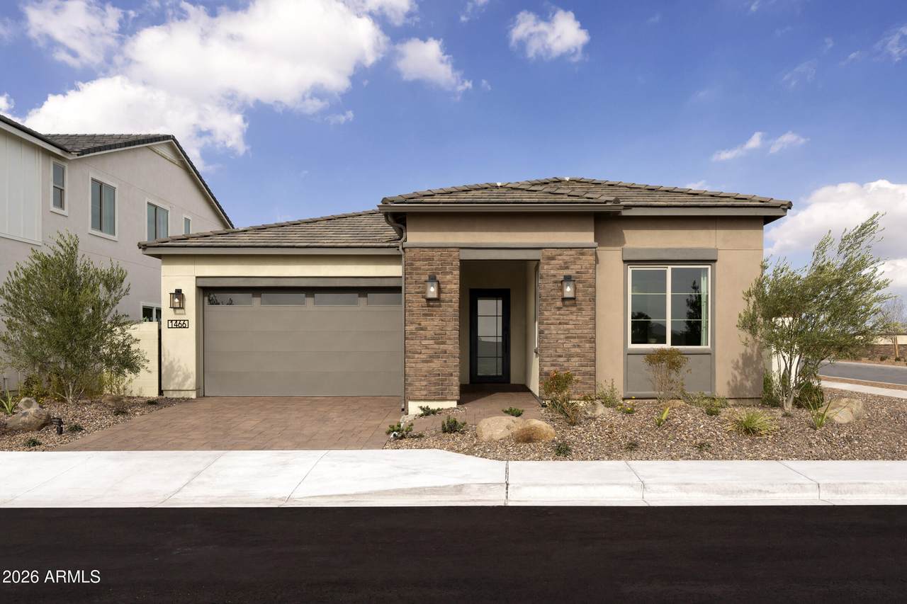 1466 Coconino Way - Photo 1