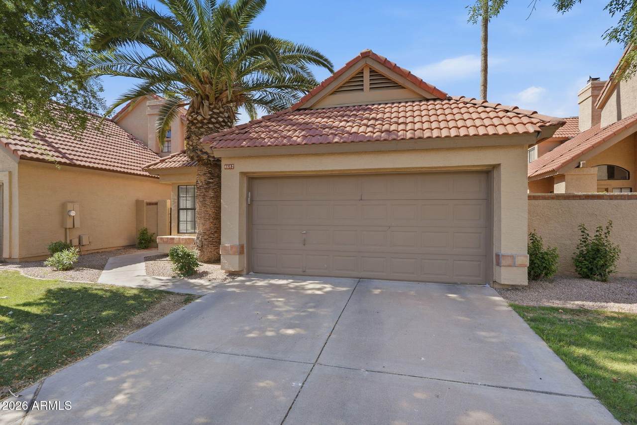 4687 Ivanhoe Street - Photo 1