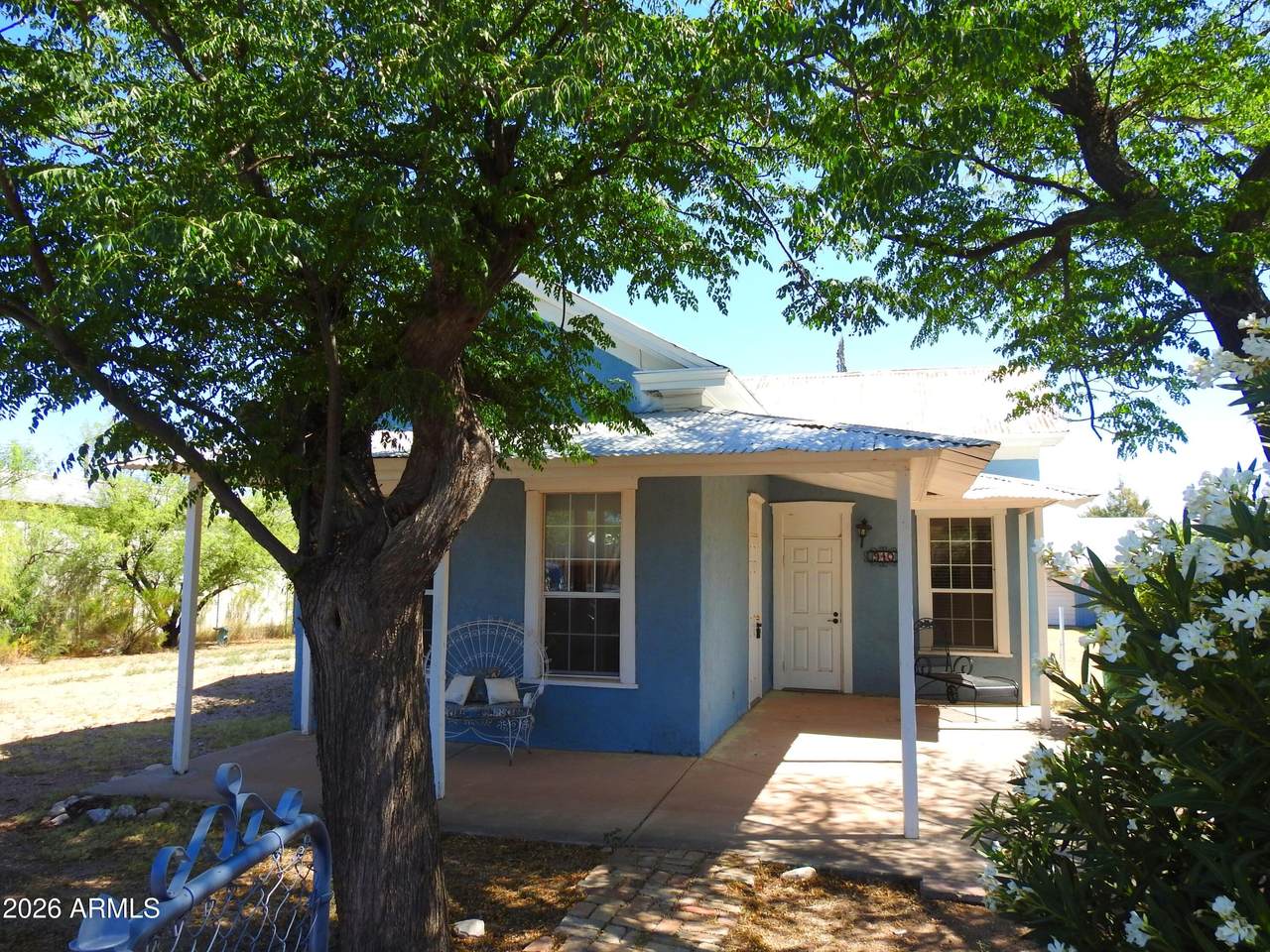 910 Fremont Street - Photo 1