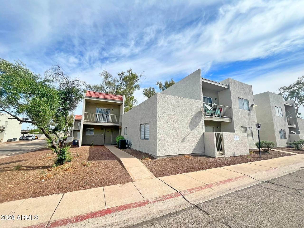 2832 Le Marche Avenue - Photo 1