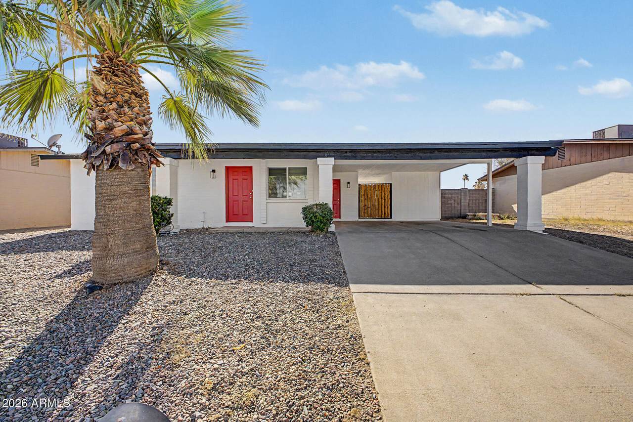 17602 8TH Avenue - Photo 1
