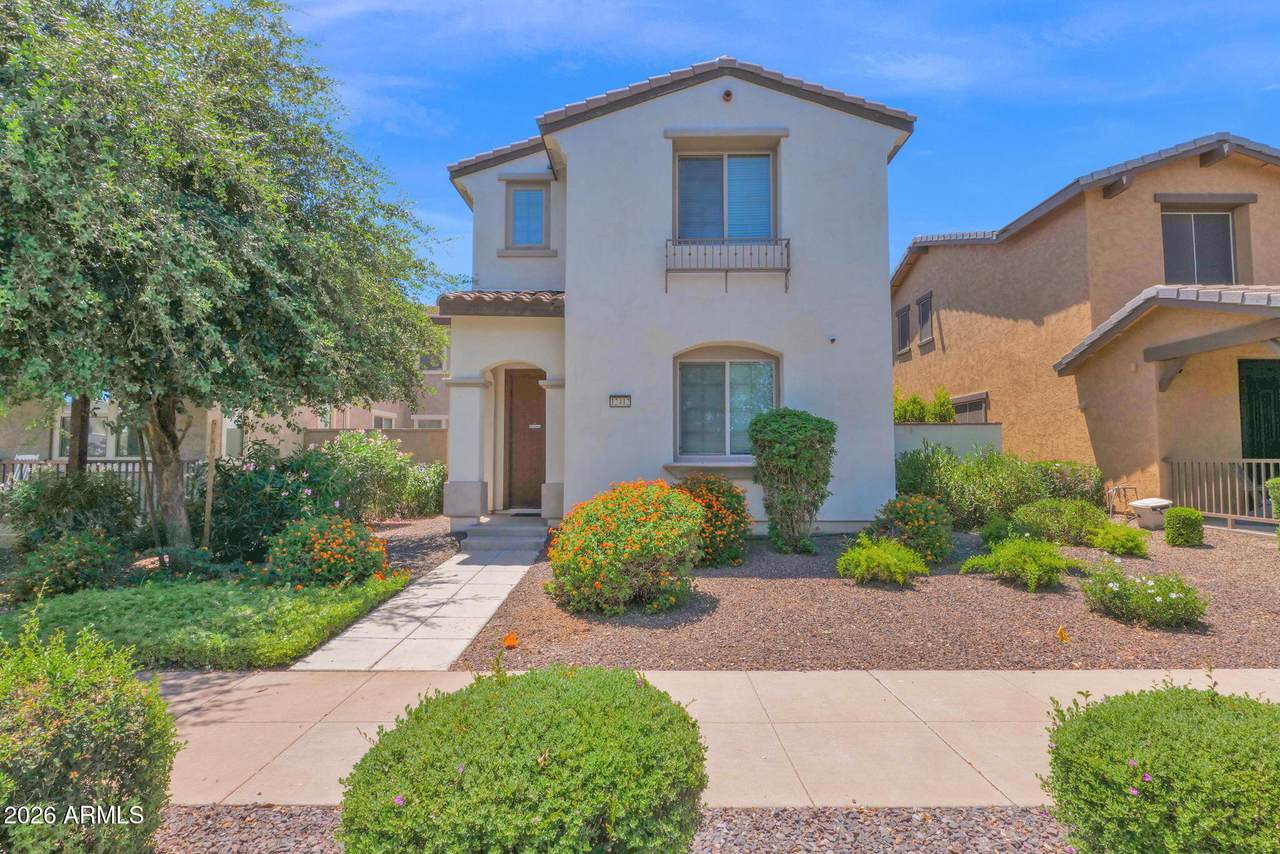 12412 153RD Avenue - Photo 1
