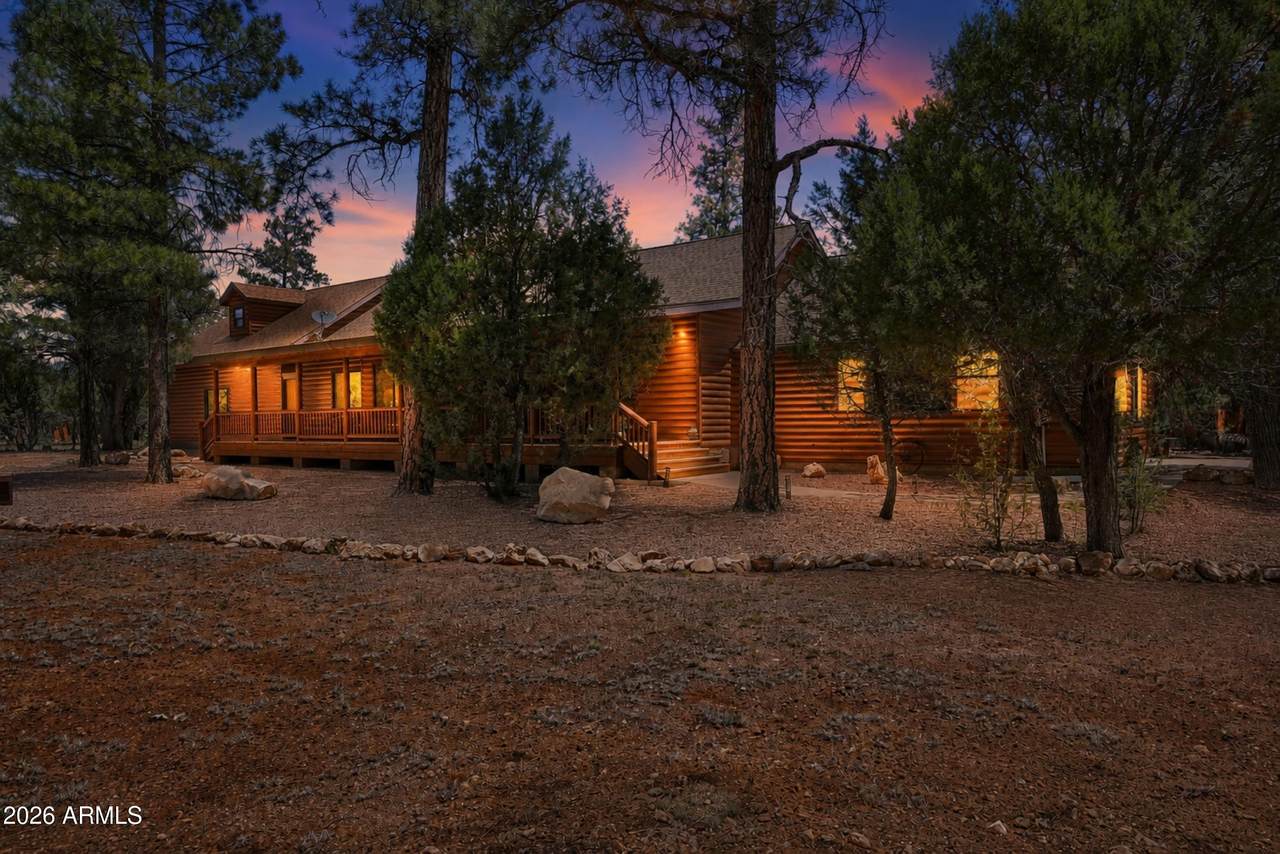 4405 Lariat Way - Photo 1