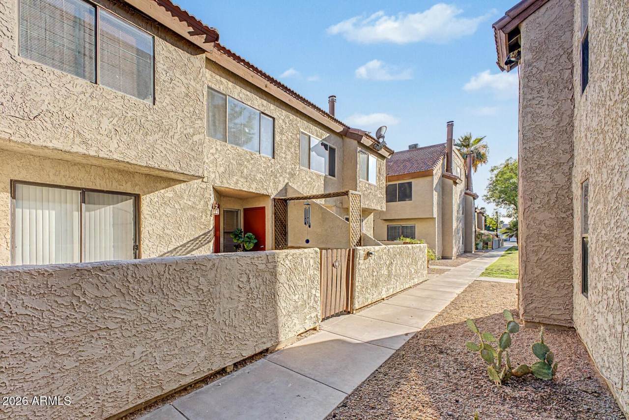 2040 Longmore Street - Photo 1