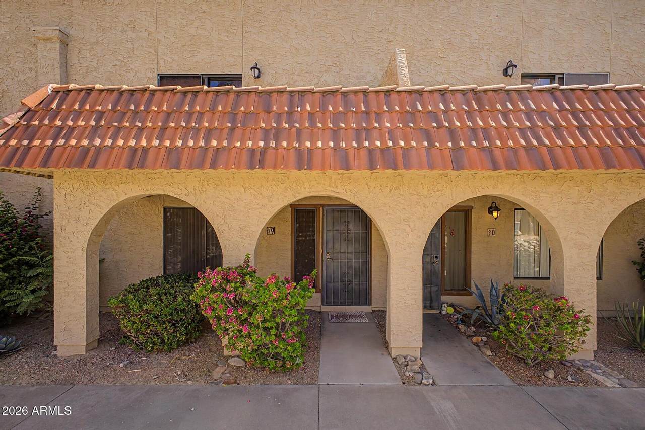 16336 Palisades Boulevard - Photo 1