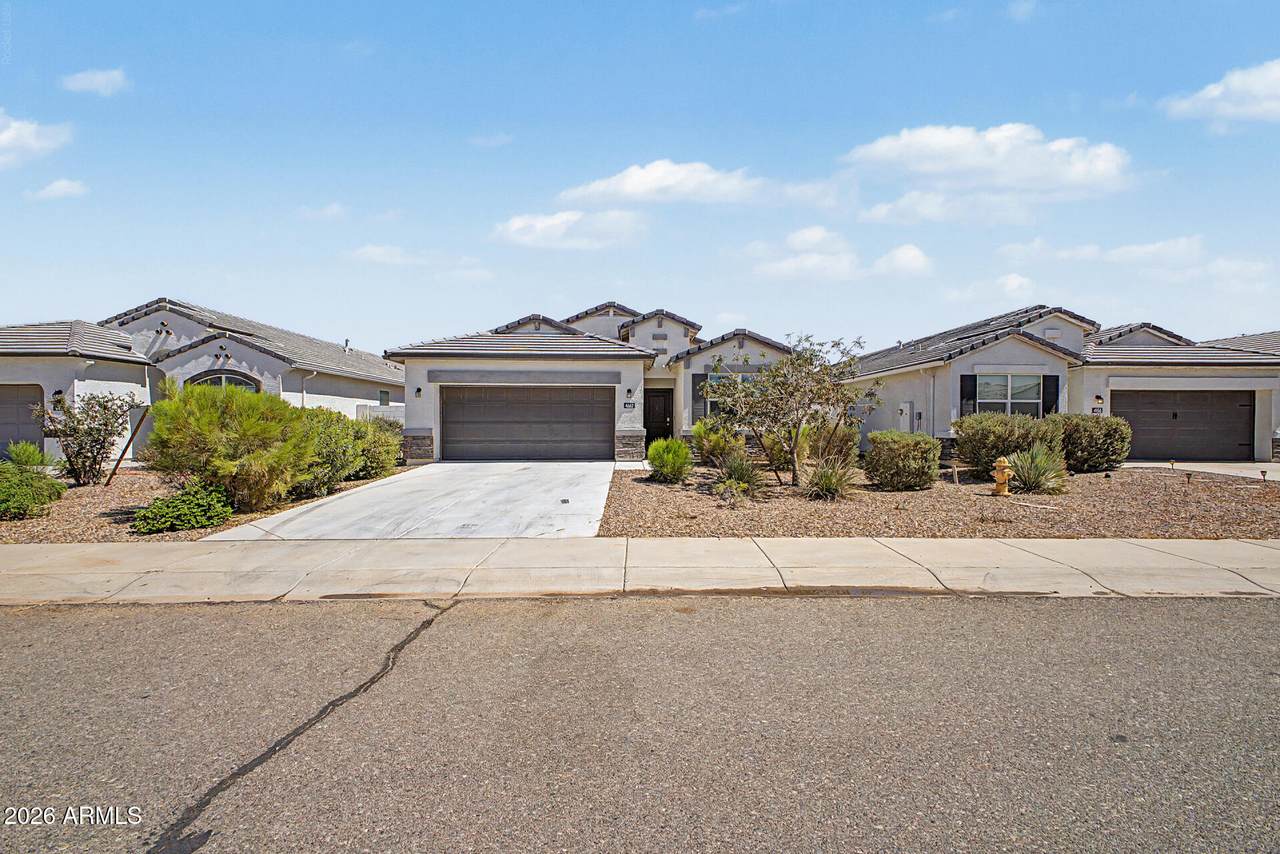4662 Nutmeg Avenue - Photo 1